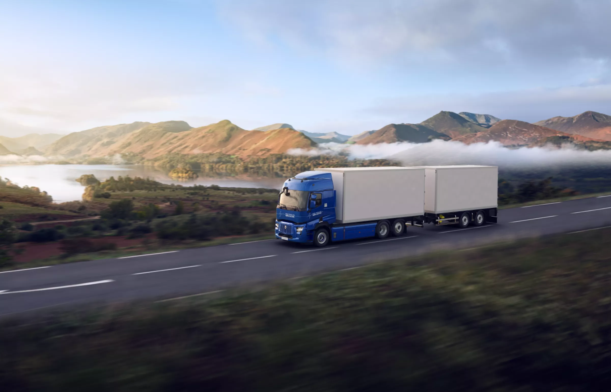 RENAULT TRUCKS DIGITALIZA EL INTERIOR DE LA CABINA Y REFUERZA LOS DISPOSITIVOS DE SEGURIDAD DE SU GAMA PESADA