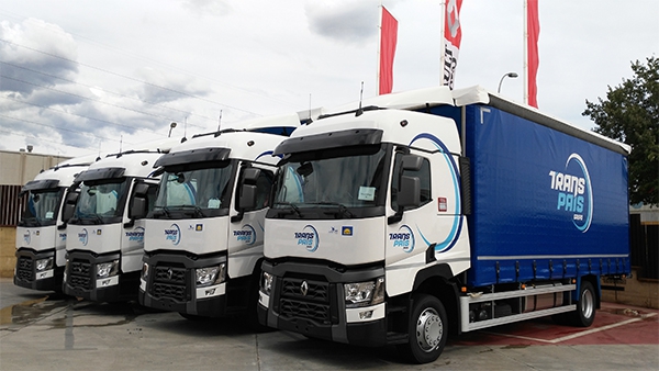 FERNANDO AGÓN TARRAGONA ENTREGA DE 31 NUEVOS VEHÍCULOS RENAULT TRUCKS A TRANSPAIS